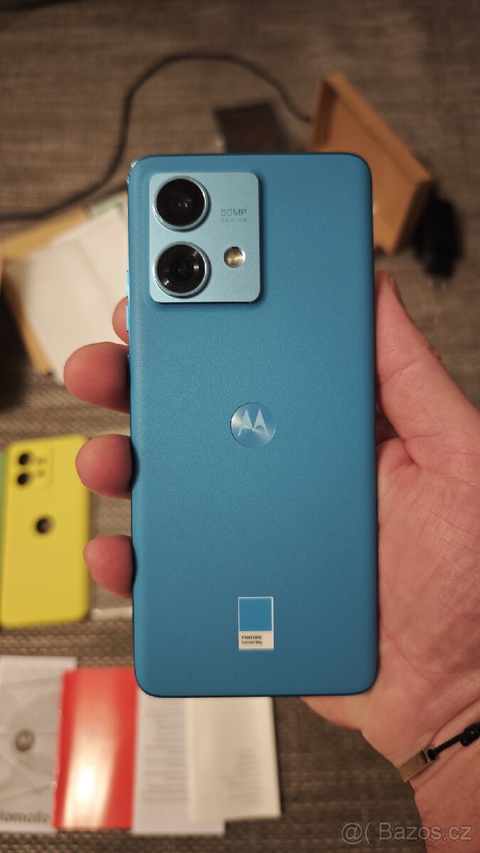 Motorola Edge 40 Neo - 3