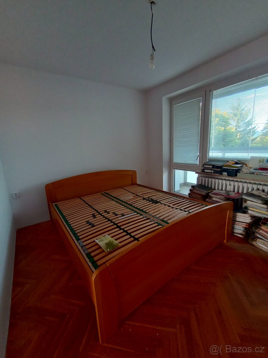 Rám postel z masivu (200180cm) a lamelové rošty - 3