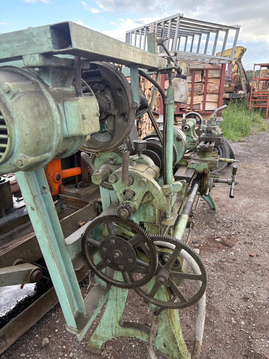 Soustruh na kov - 3