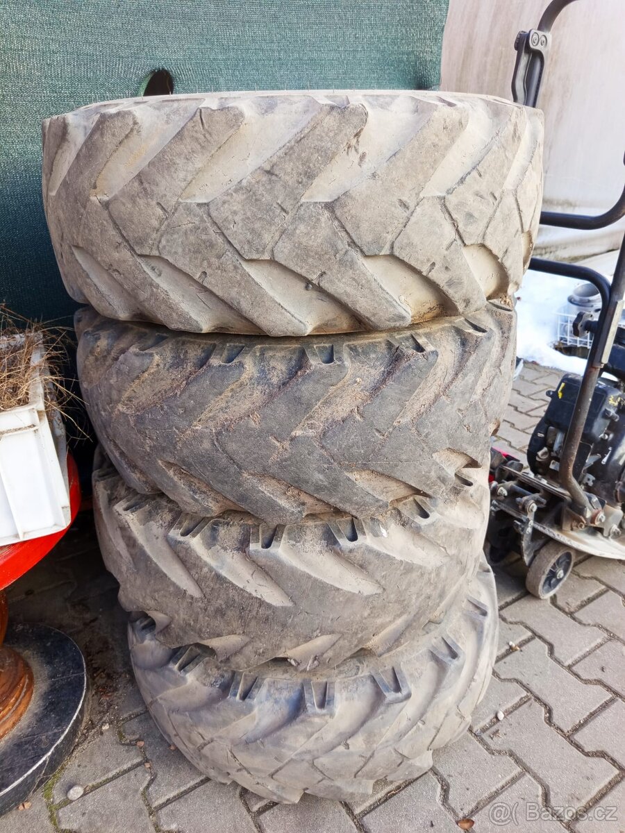 Prodám kola i pneu Bobkat 752 - 3
