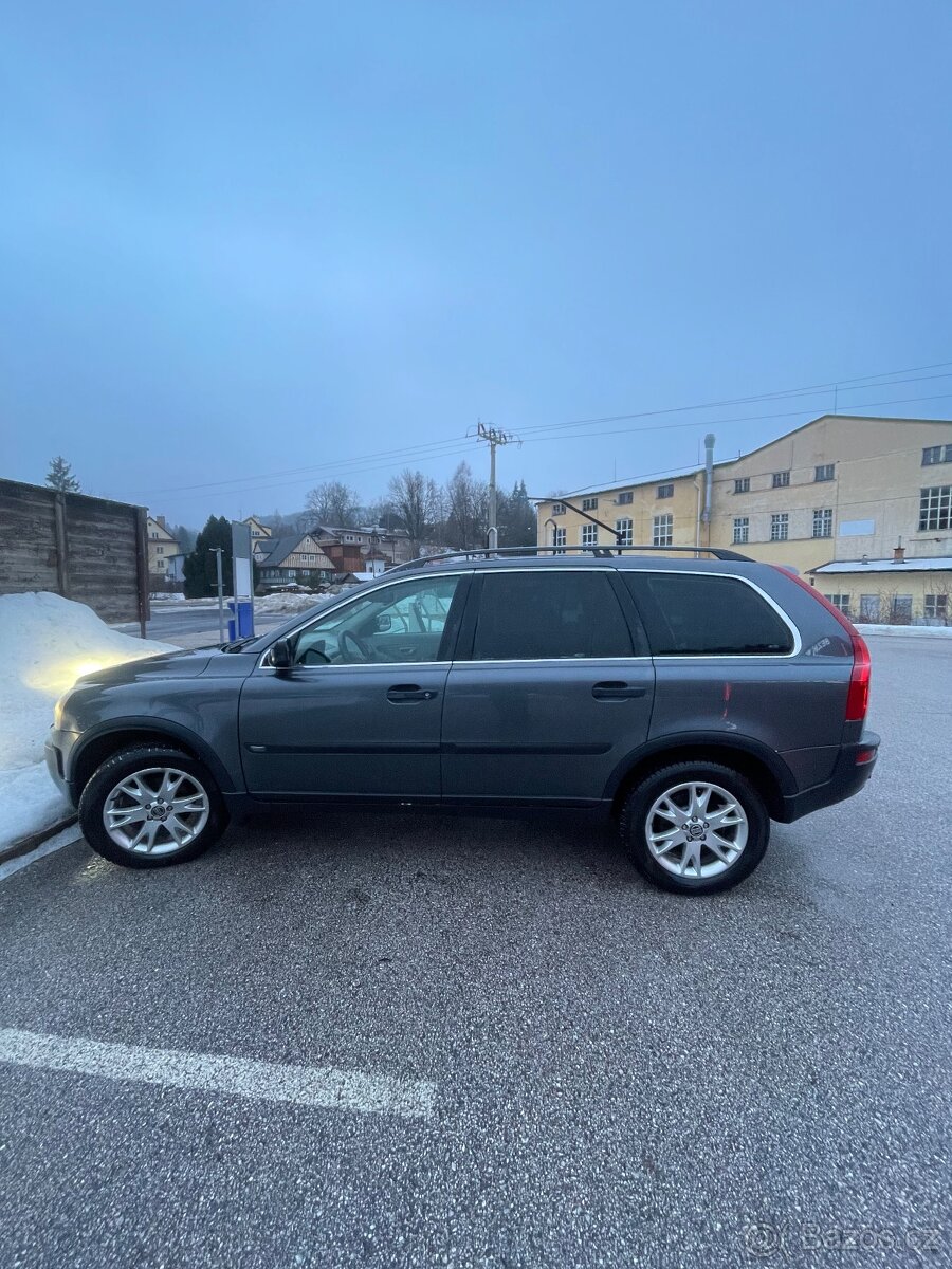 Volvo XC90 v top stavu - 3