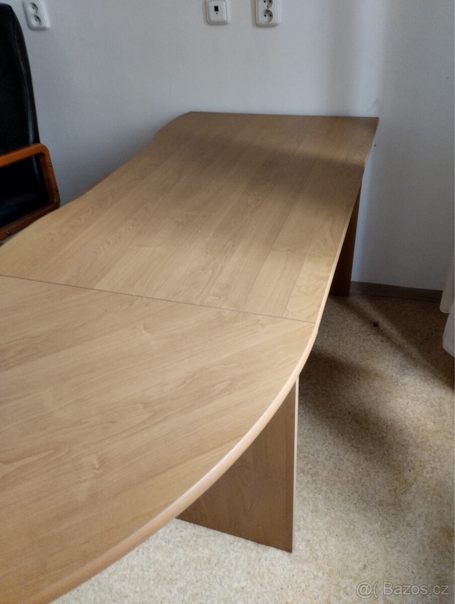 Kancelářský stůl - 3