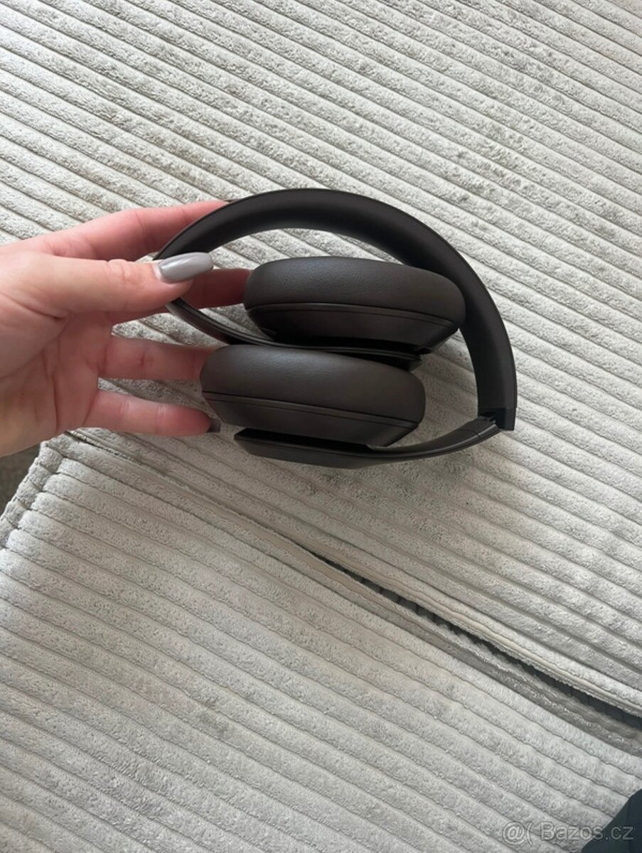 Beats Studio Pro Wireless Deep Brown - 3