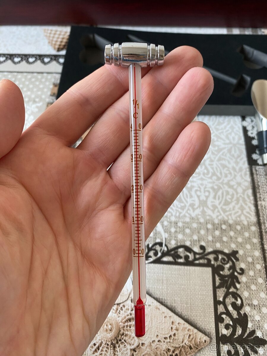 Nový dřevěný box na víno s příslušenstvím - 3