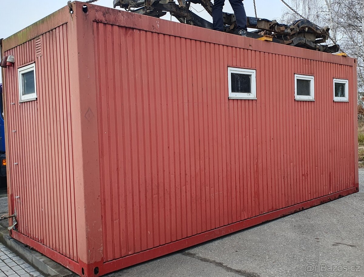 Sanitární kontejner/bunka 6x2,5m - 3