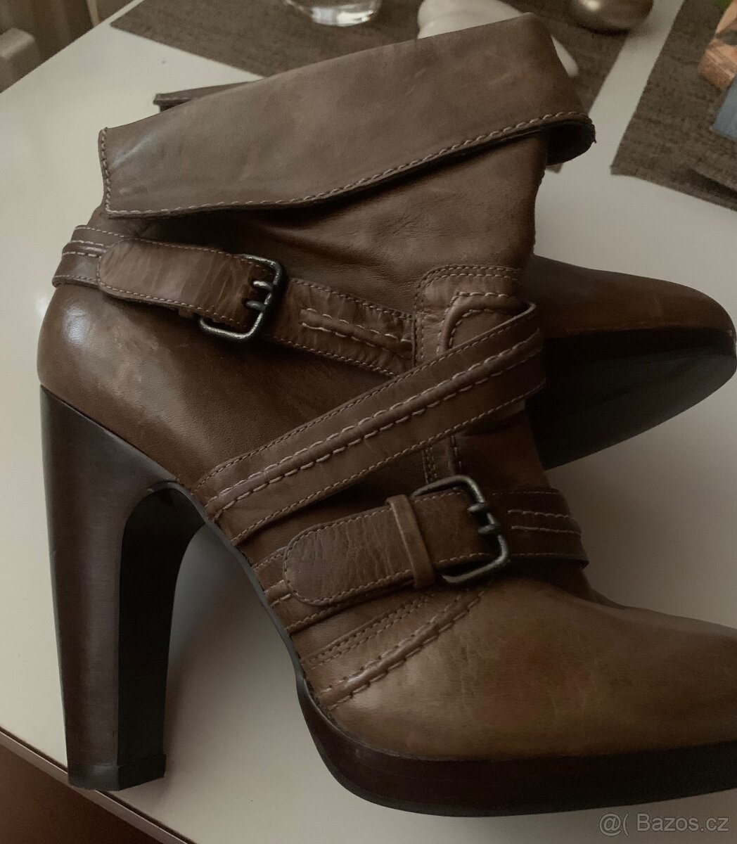 Celokožené nízké kozačky River Island - 3