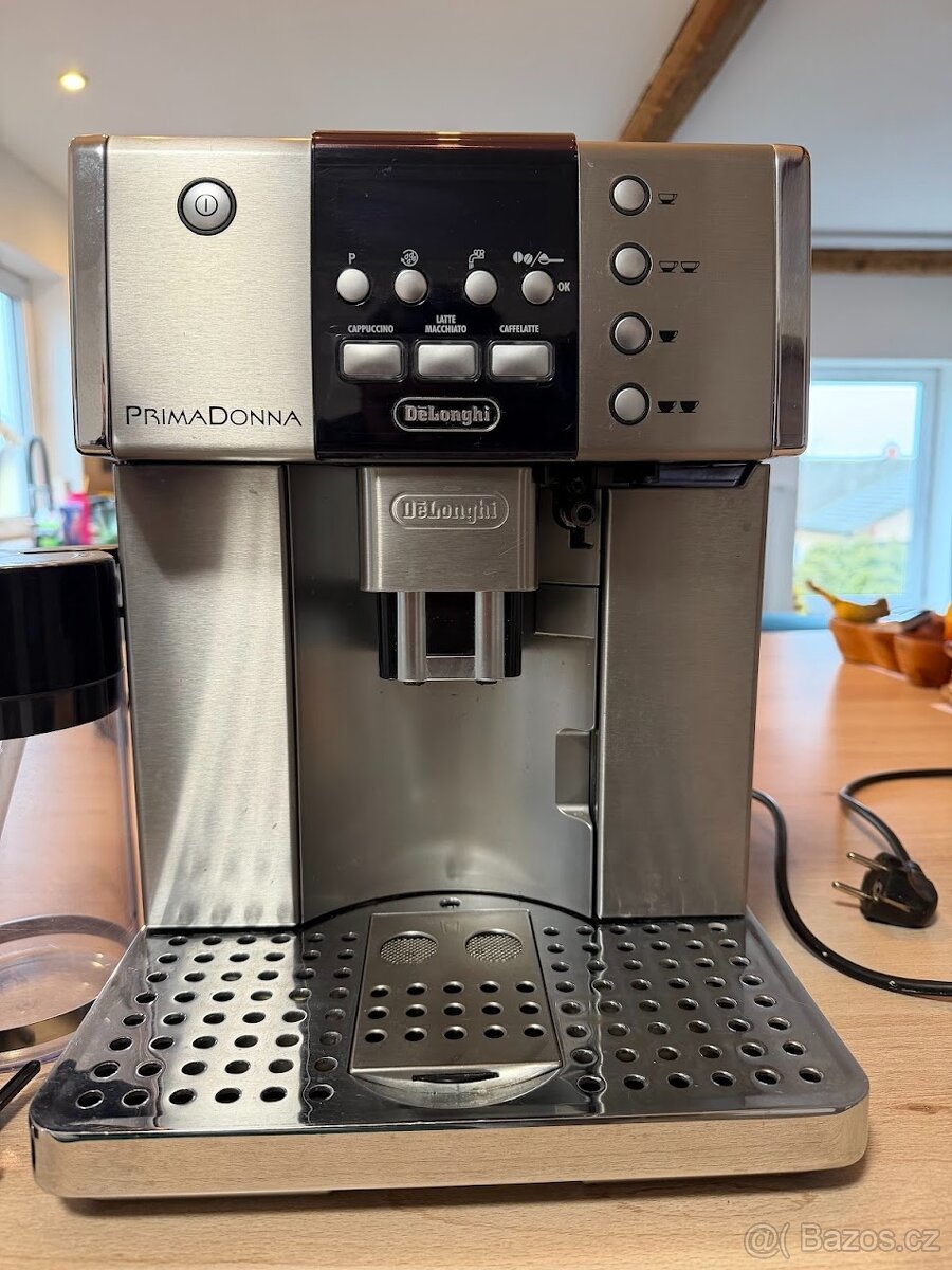 DeLonghi PrimaDonna ESAM6600 - 3