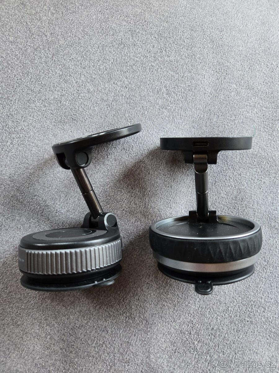 Magnetický držák a magnetická nabíječka - 3