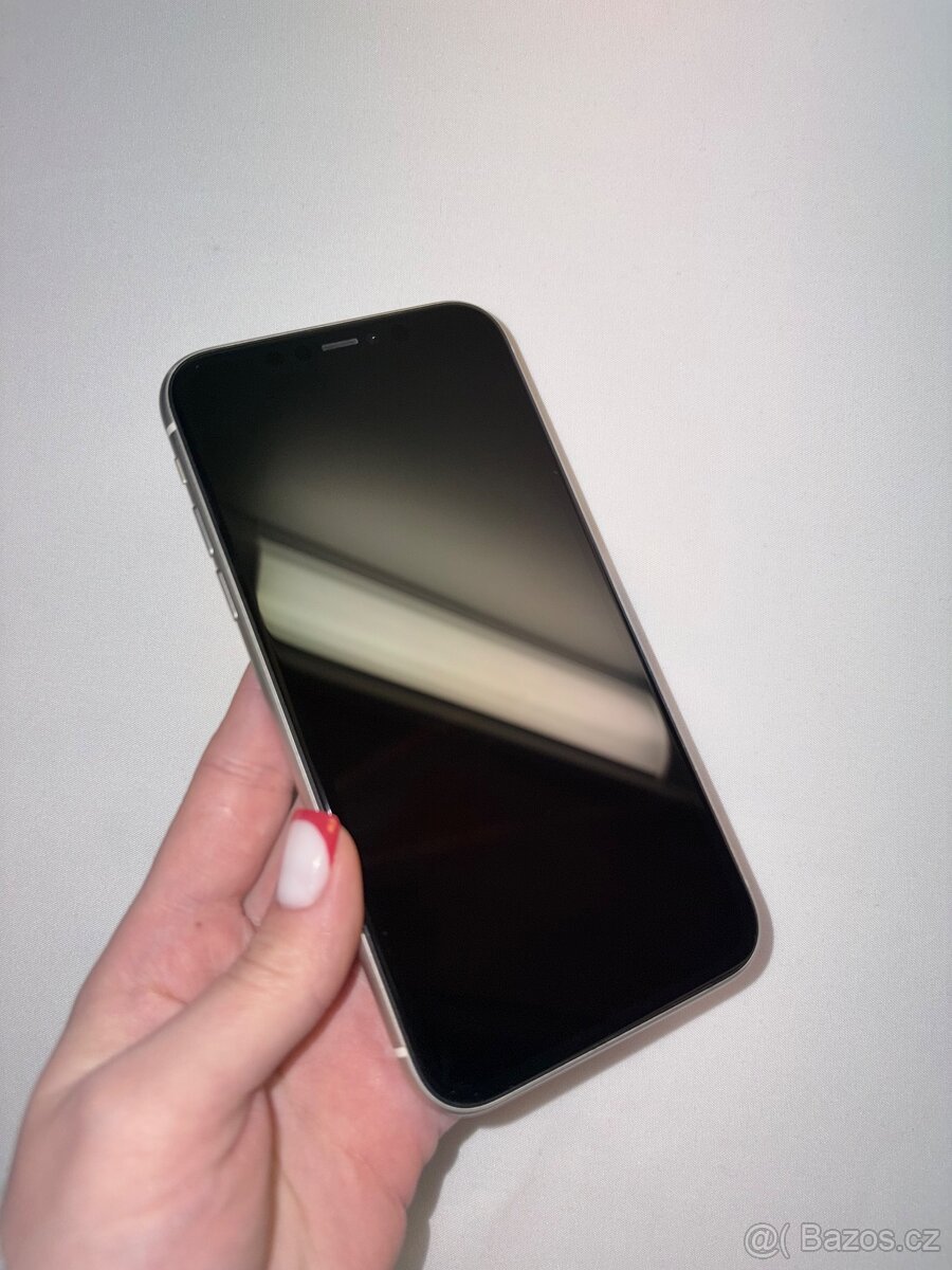 IPhone 11 bílý - 3