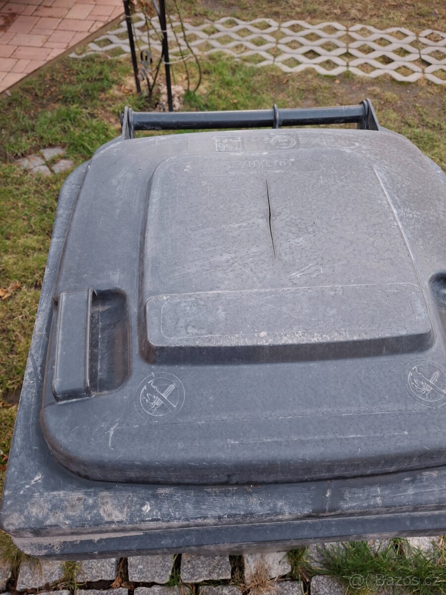 Popelnice 120l plastová - 3