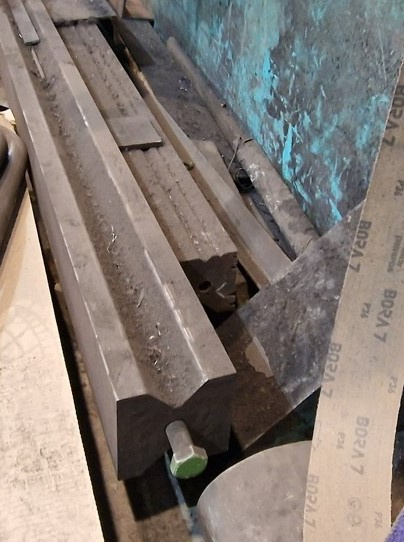 Hydraulický ohraňovací lis LE 100/3000 - 3