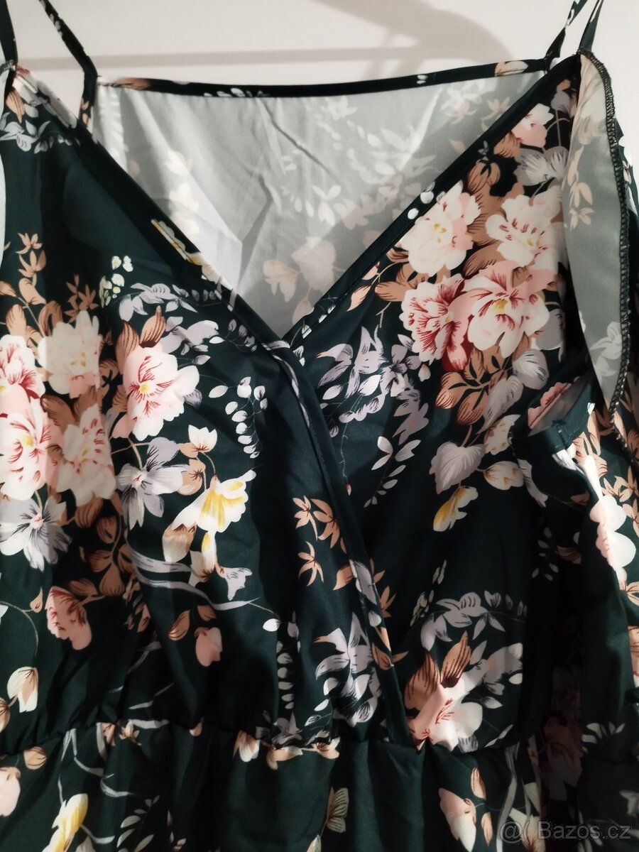 Zelené květinové boho šaty - 3