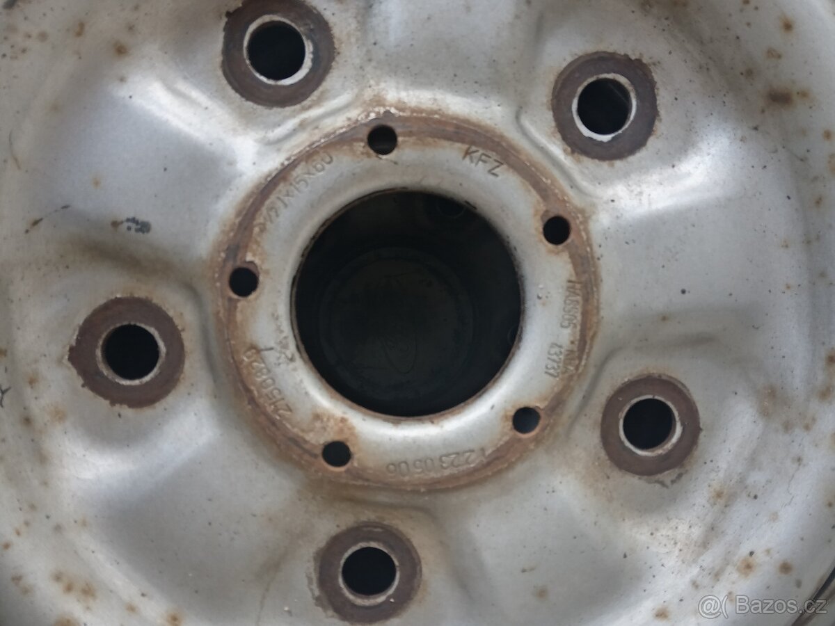 Prodám letní kola Ford transit - 3