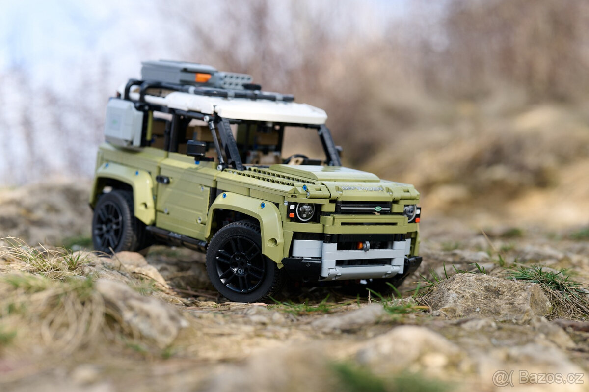 Lego 42110 Technic Land Rover Defender - 3