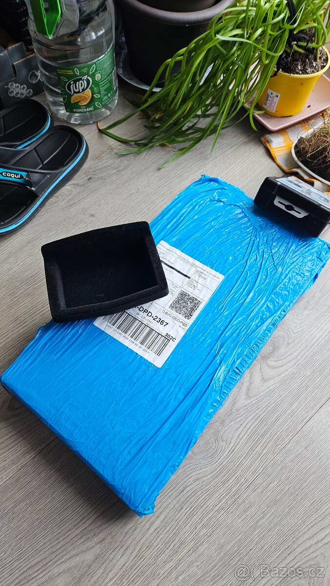 Vzduchový filtr Peugeot 3008/5008 a klíč nbezpečnostní šroub - 3