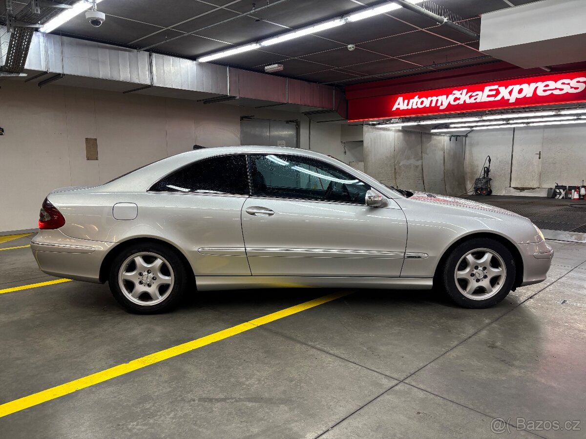Mercedes-Benz CLK W209 270 CDI - 3
