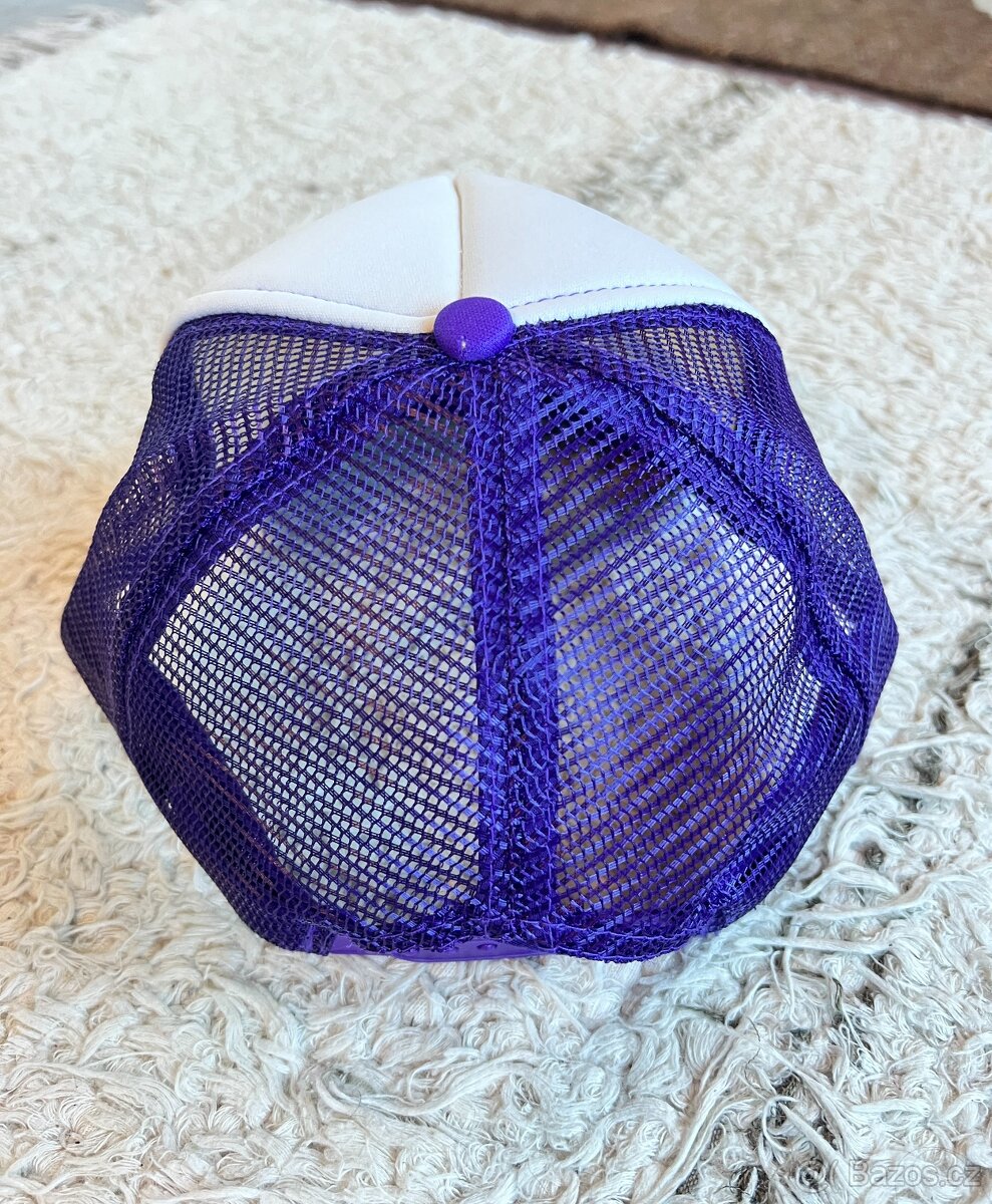 Fialová kšiltovka UDG - 3