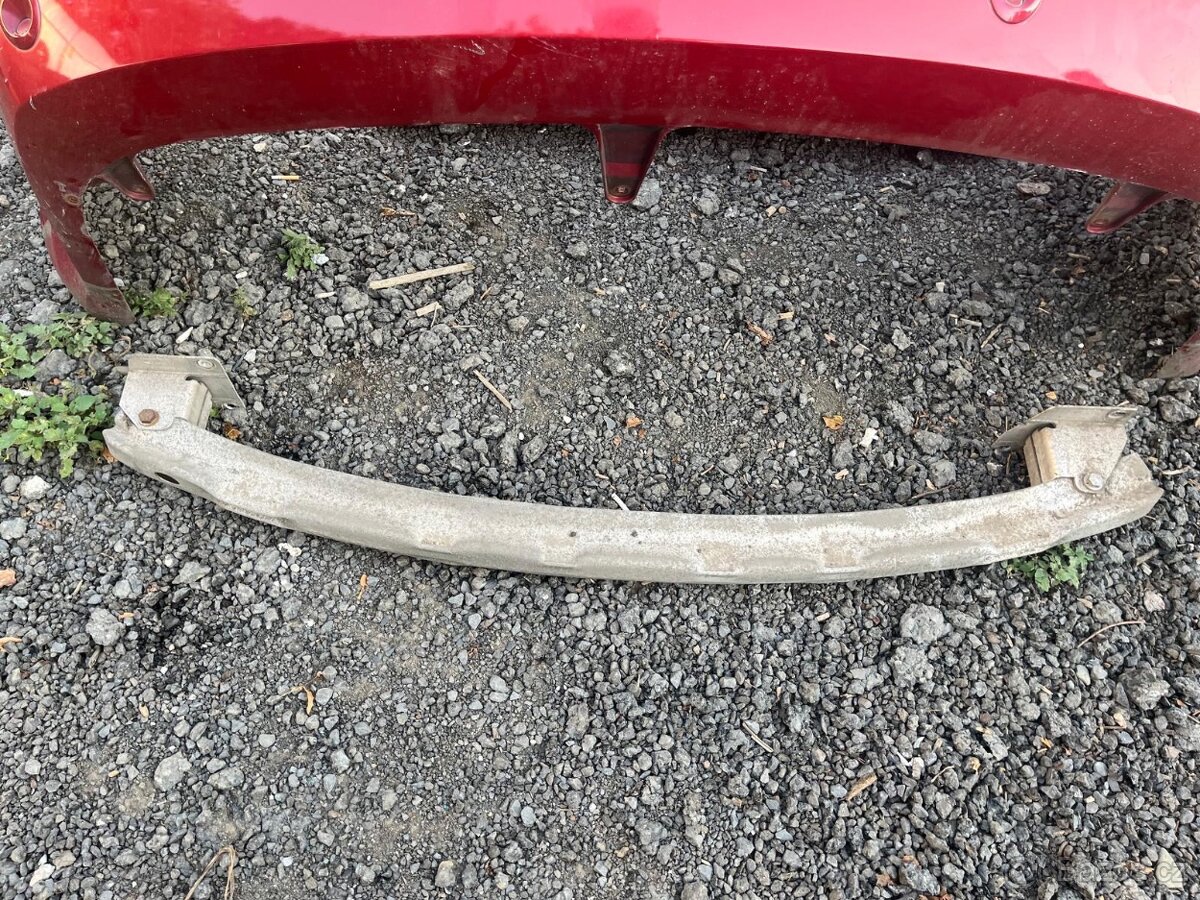 Renault megane combi 2009 nahradni dily - 3