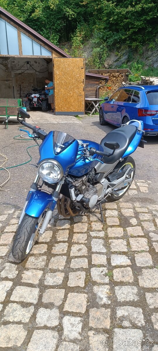 Honda Hornet 600 - 3