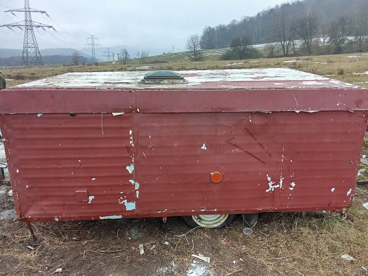 Nabízím starý karavan - 3