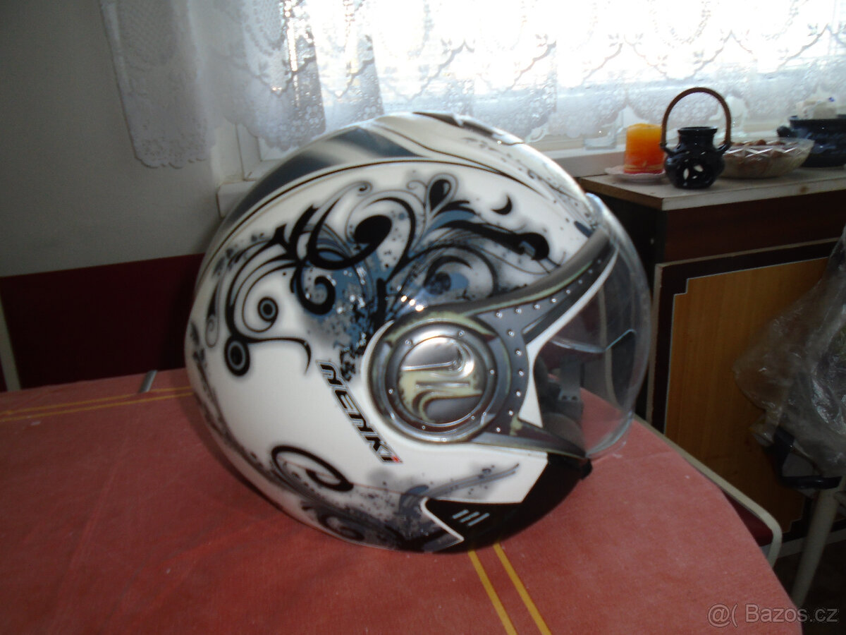 Prodám starší moto helmu - 3