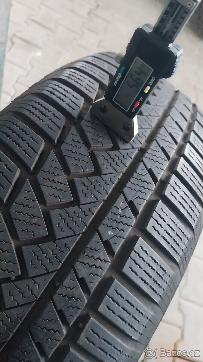 Prodám 2 x zimní pneu Continental 235/65/17 - 3