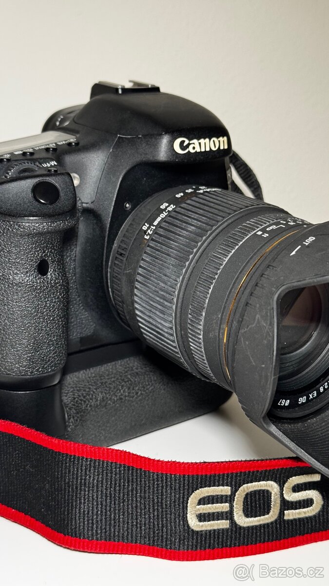 Prodám set Canon 7D + 4 objektivy + batterygrip + blesk - 3