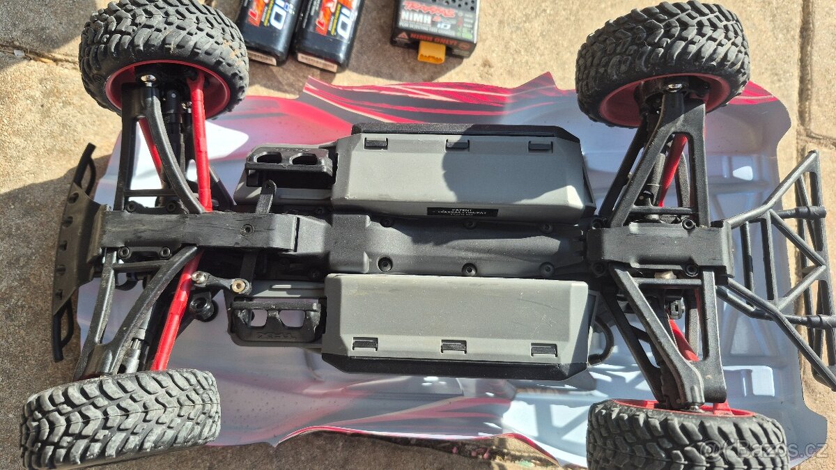 Traxxas Slash 1:16, v podstate nove/nejezdene - 3