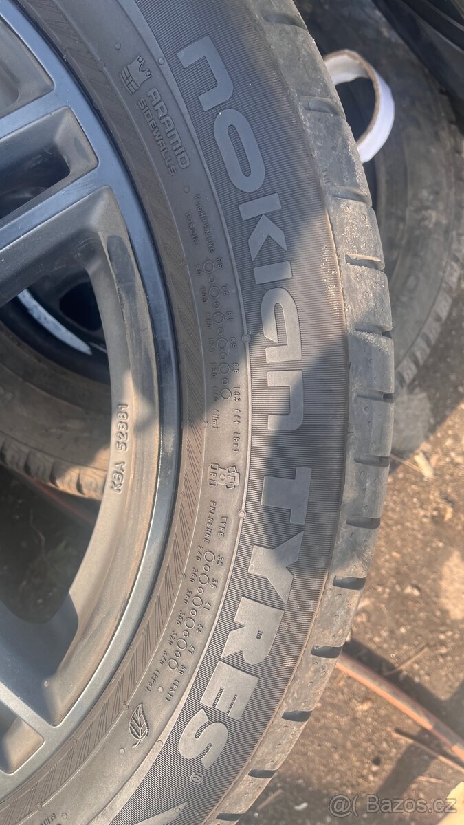 2ks 255/50 R19 Nokian - 3