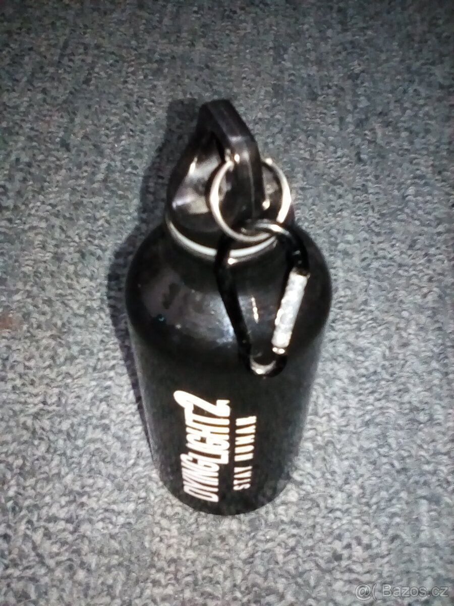 Prodám Diying Light 2 flašku s karabinou - 3