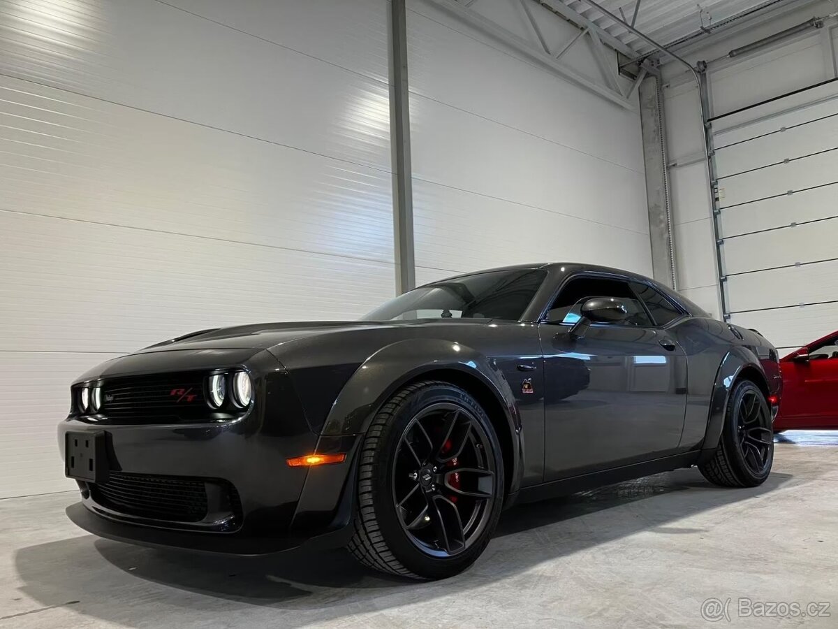 Dodge Challenger 6.4 original widebody (č. 1243) - 3
