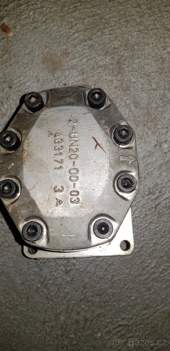 Zubové čerpadlo UN10 - 3