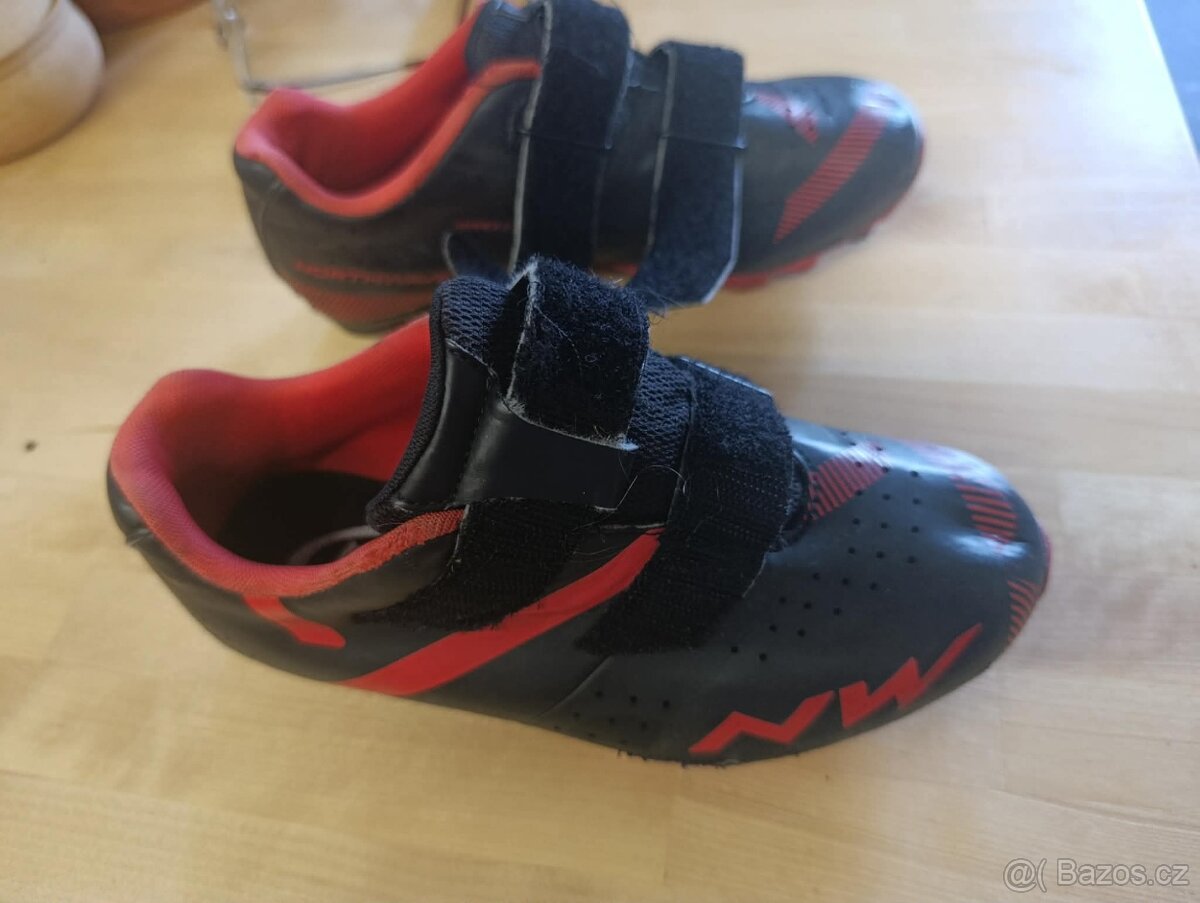 Cyklo tretry vel 36 - 3