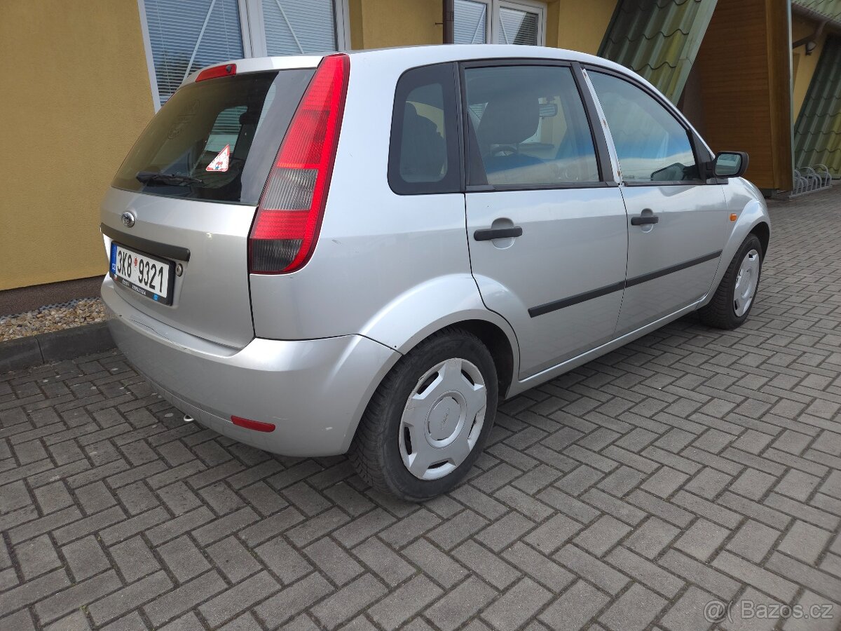 Ford Fiesta 1.3 benzín klima - 3
