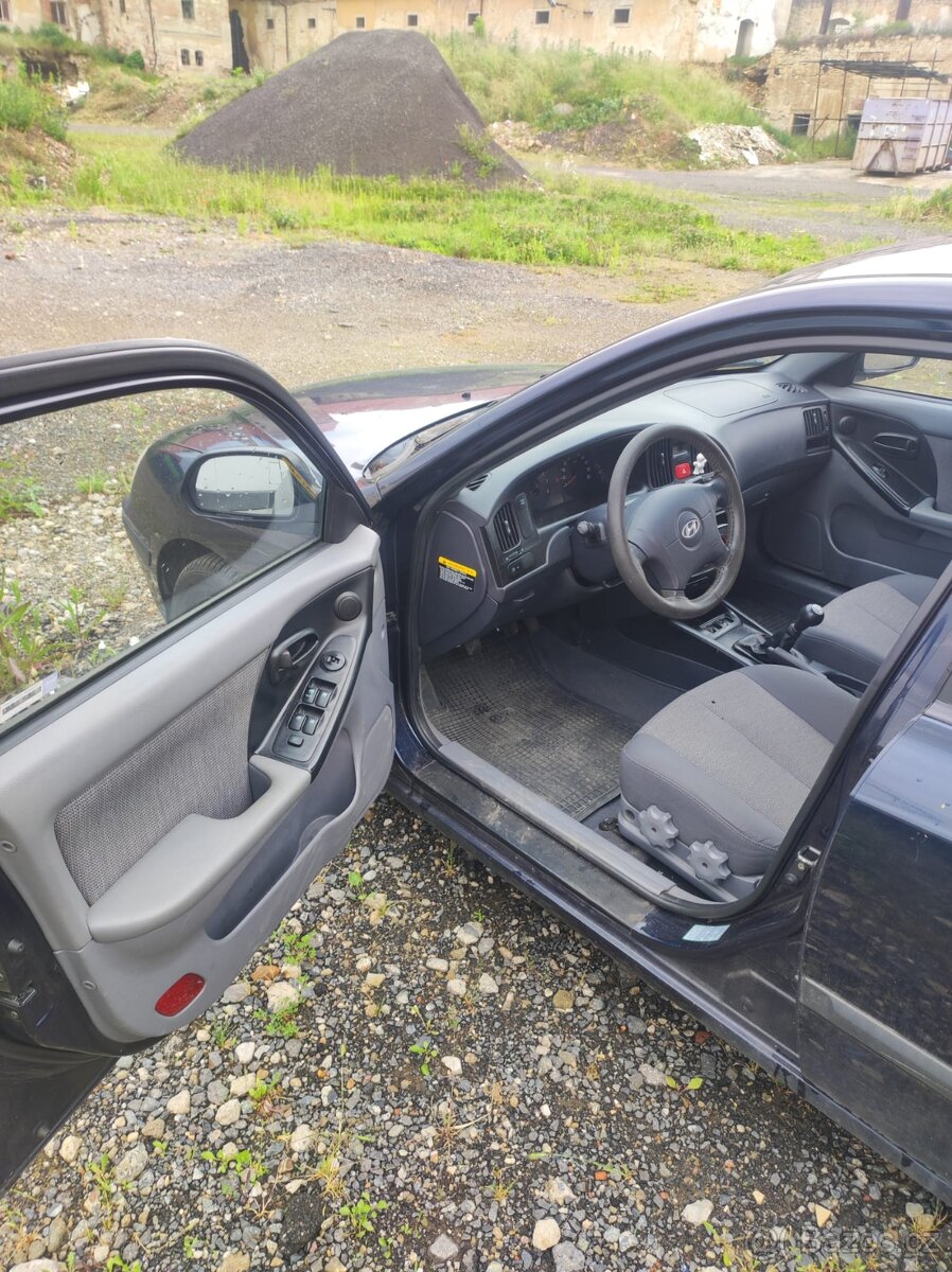 Hyundai elantra 1.6 rv. 2006 - 3