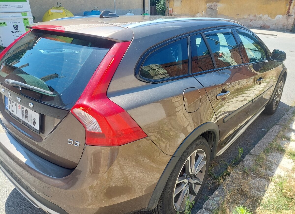 Volvo V60 D3 Cross Country - 3