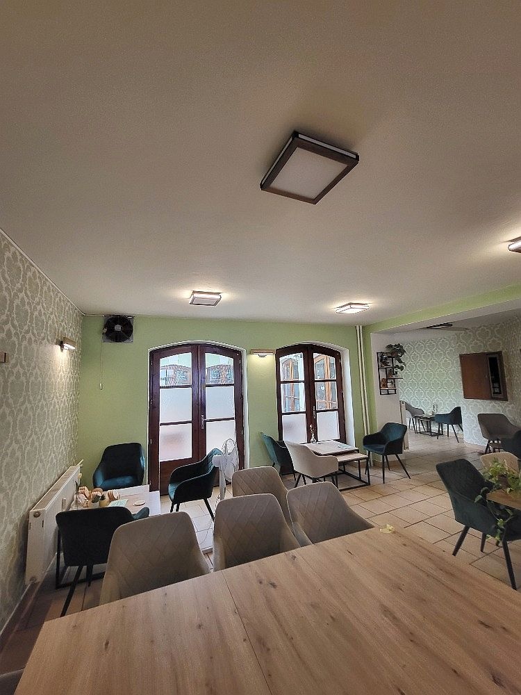 Pronájem restaurace 178m2 v centru města - 3