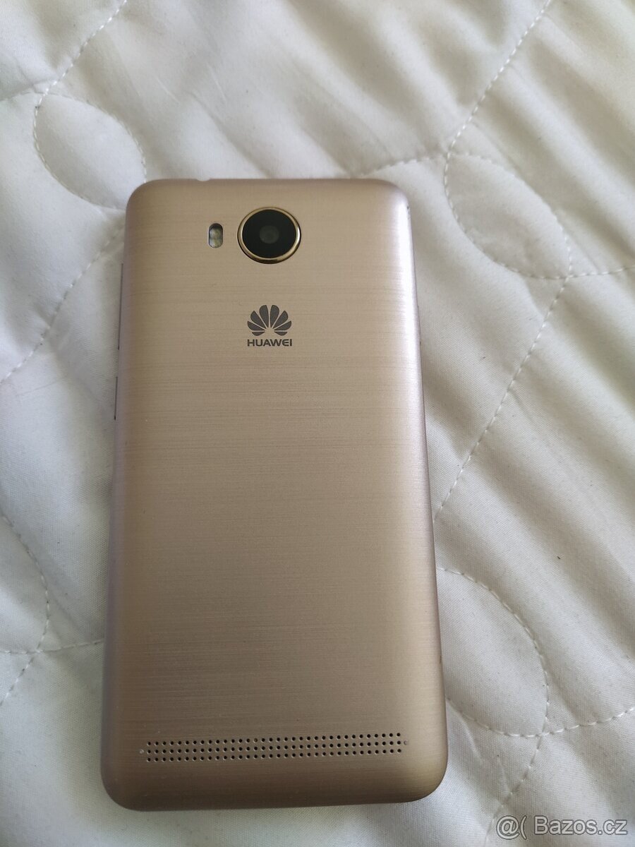Mobilní telefon Huawei - 3