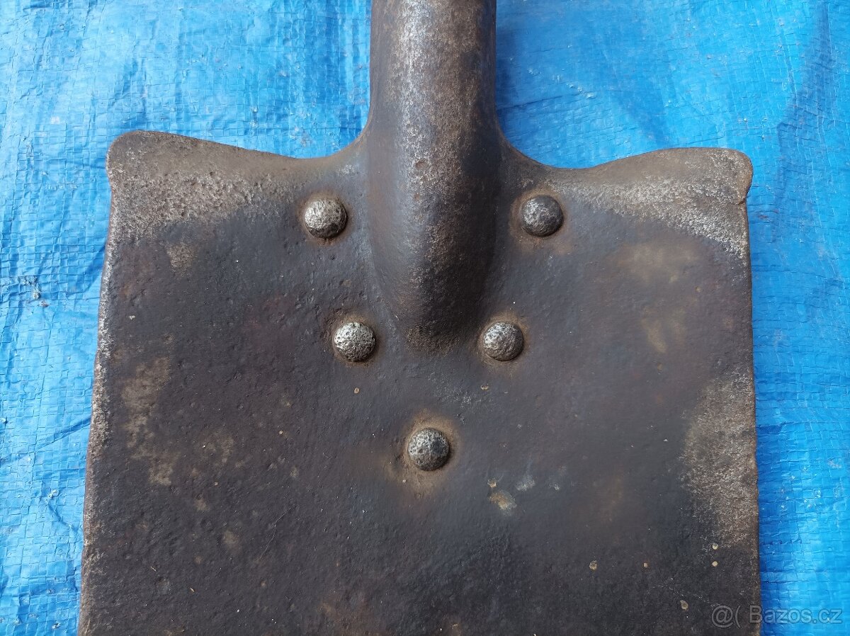 Lopatka - 3