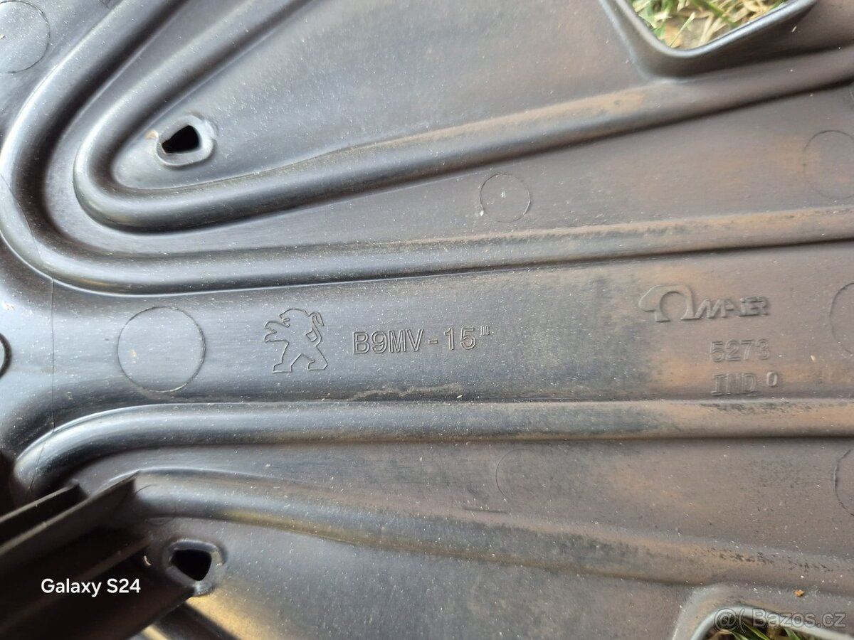 Poklice Peugeot 15" (1ks) - 3