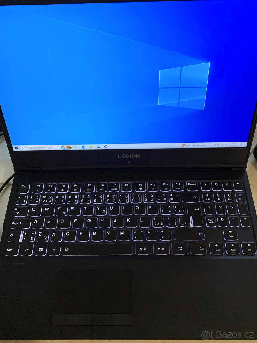 Herní notebook Lenovo Legion Y530 - 3