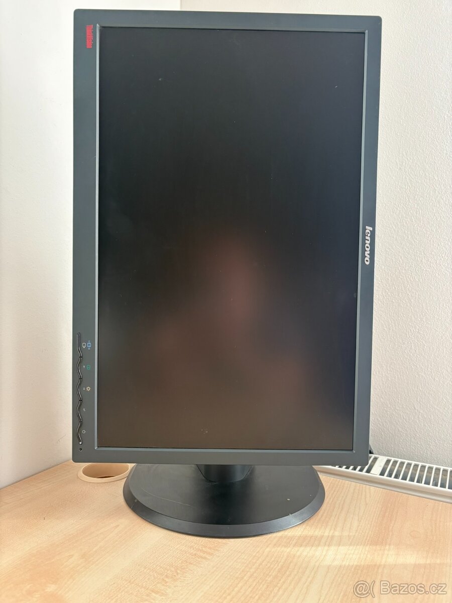 Lenovo L2240 – 22" Full HD monitor (DVI, VGA, pivot) - 3