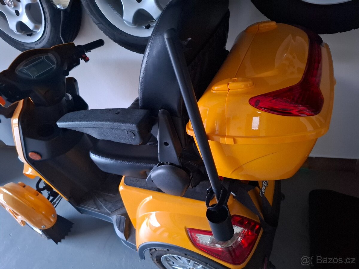 Invalidní skútr - 3