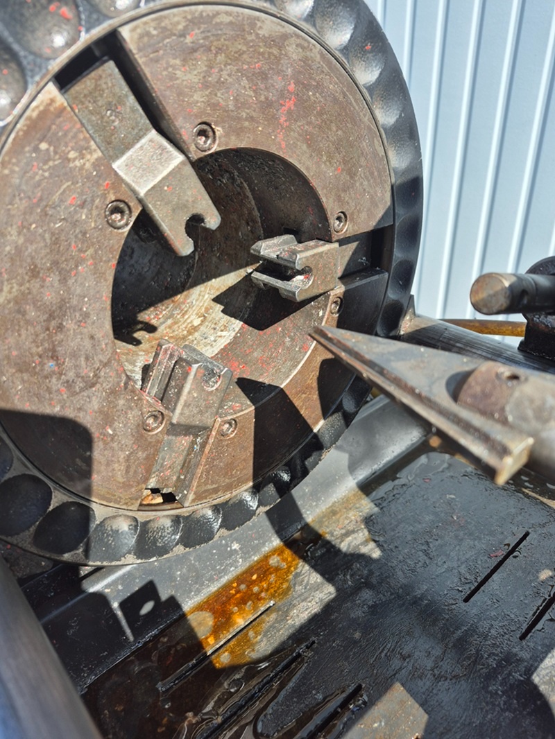 Elektrický závitořez REMS Magnum 4000. - 3