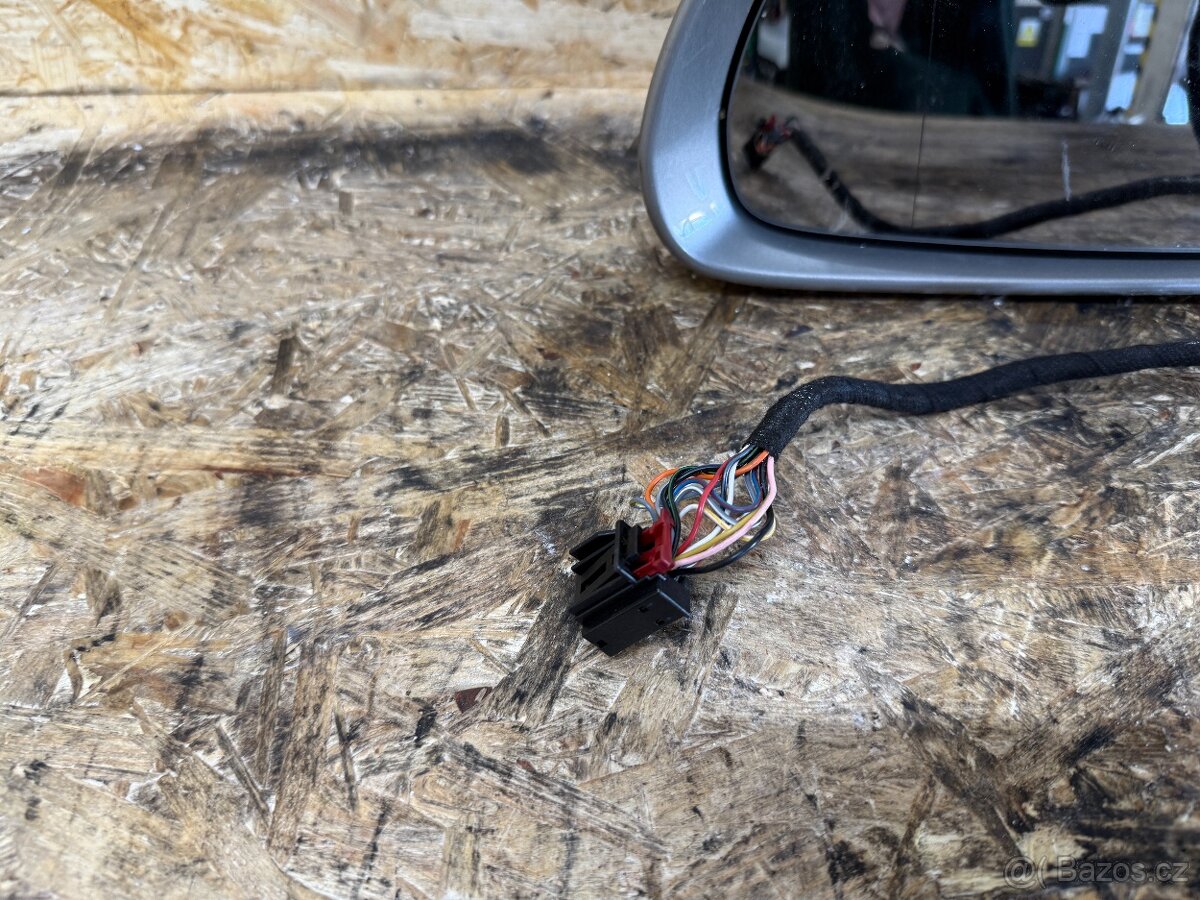 LEVÉ ZPĚTNÉ ZRCÁTKO ŠKODA OCTAVIA 2 FAC. 15 PIN 1Z1857507T - 3