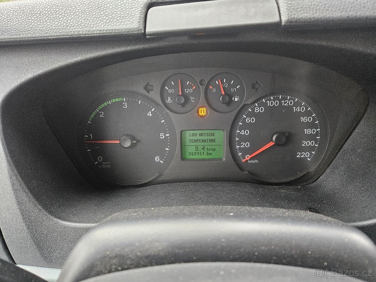 Ford Transit 2.2 TDCI 63kw 6 míst klima 2007 - 3