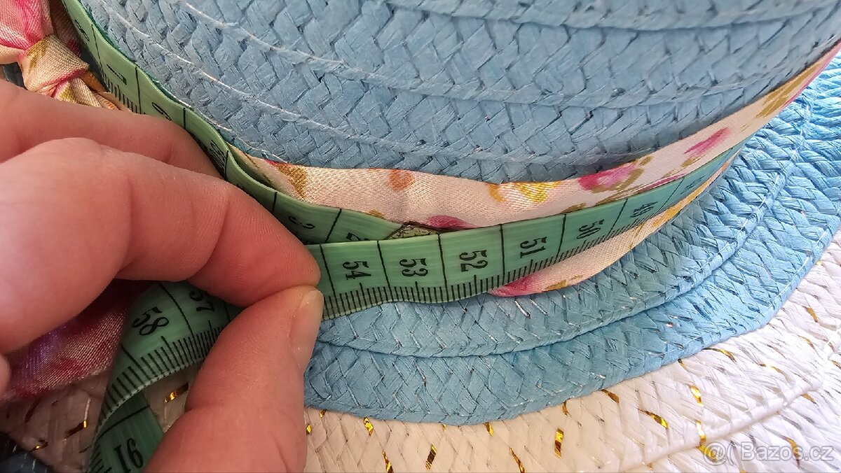 Dívčí klobouček - 3