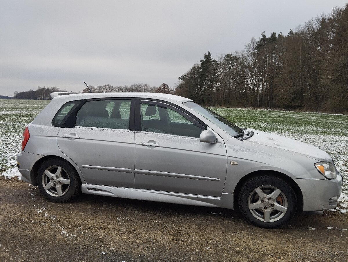 Cerato 2.0 benzí + plyn - 3