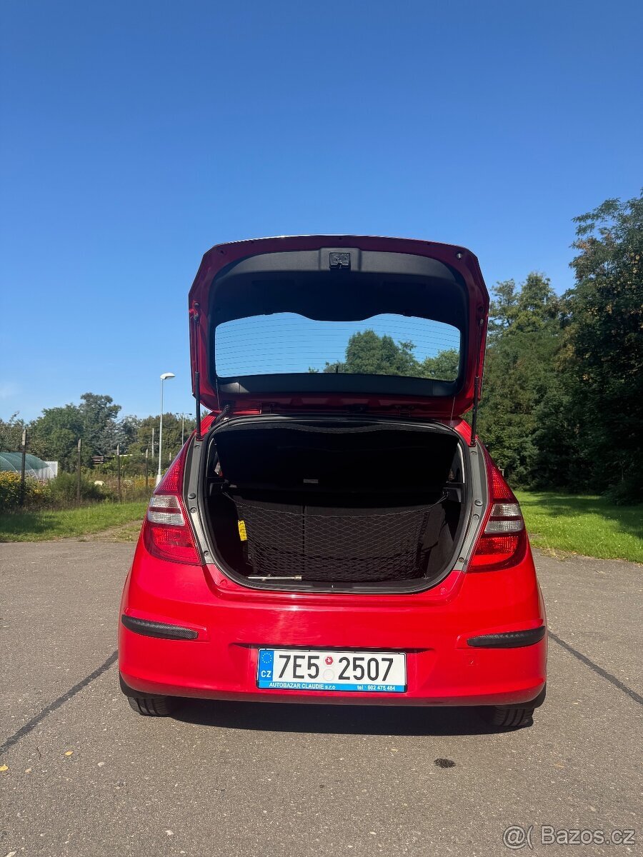 Hyundai I 30 1,4 i 16 V - 3