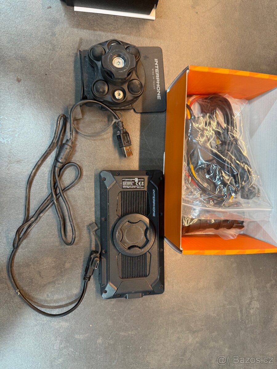 Interphone displej RIDESYNC včetně adaptéru do BMW - 3